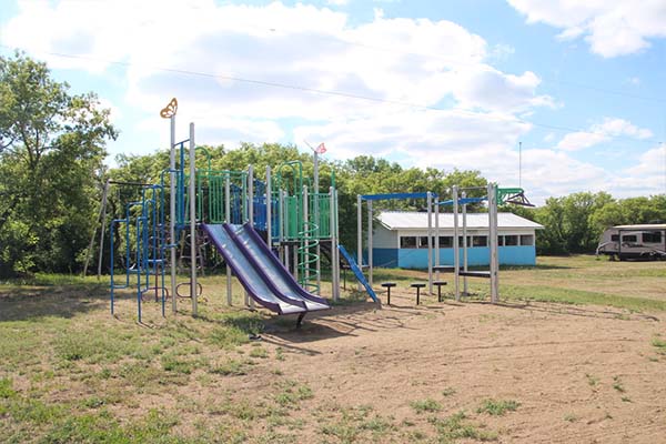 Shamrock Regional Park - Activities and Facilities - Play Area